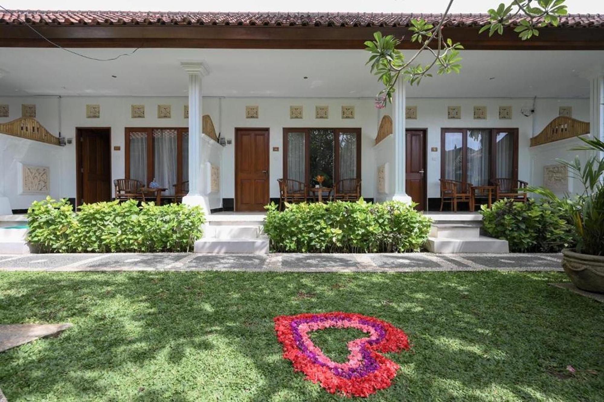 Tiga Naga Villa Denpasar  Luaran gambar