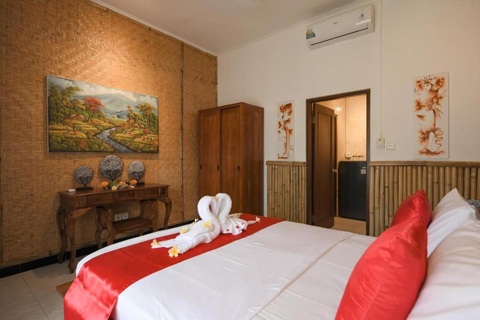 Tiga Naga Villa Denpasar  Luaran gambar