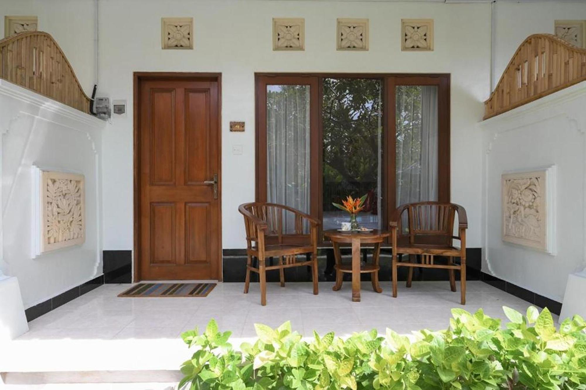 Tiga Naga Villa Denpasar  Luaran gambar