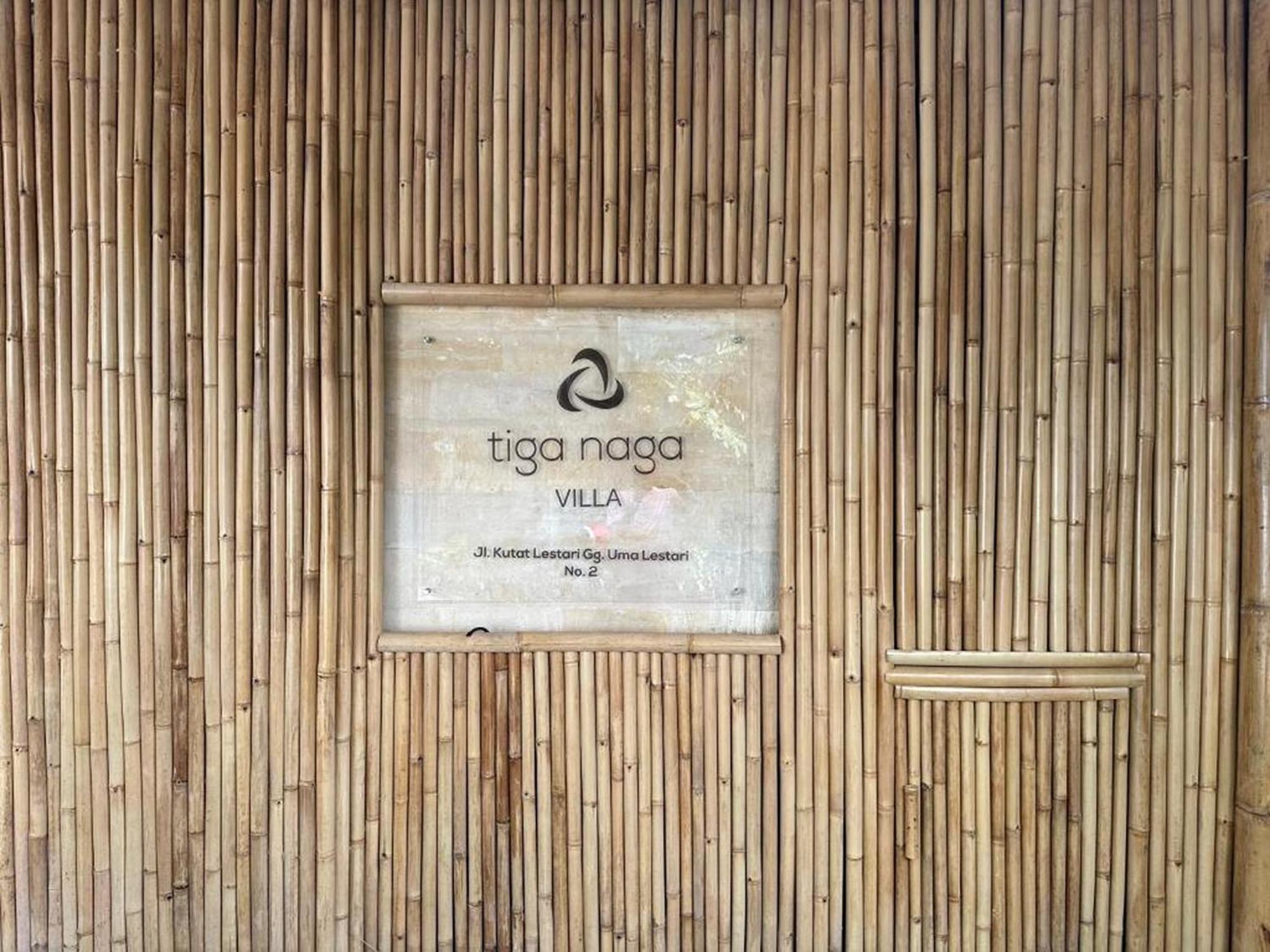 Tiga Naga Villa Denpasar  Luaran gambar